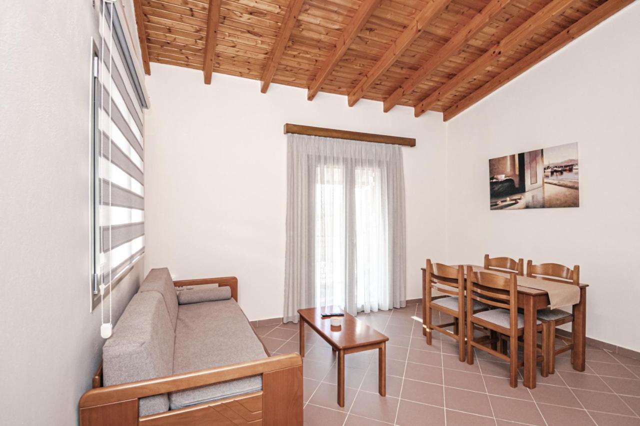 Terra Helios Suites & Studios Kyparissia Zewnętrze zdjęcie