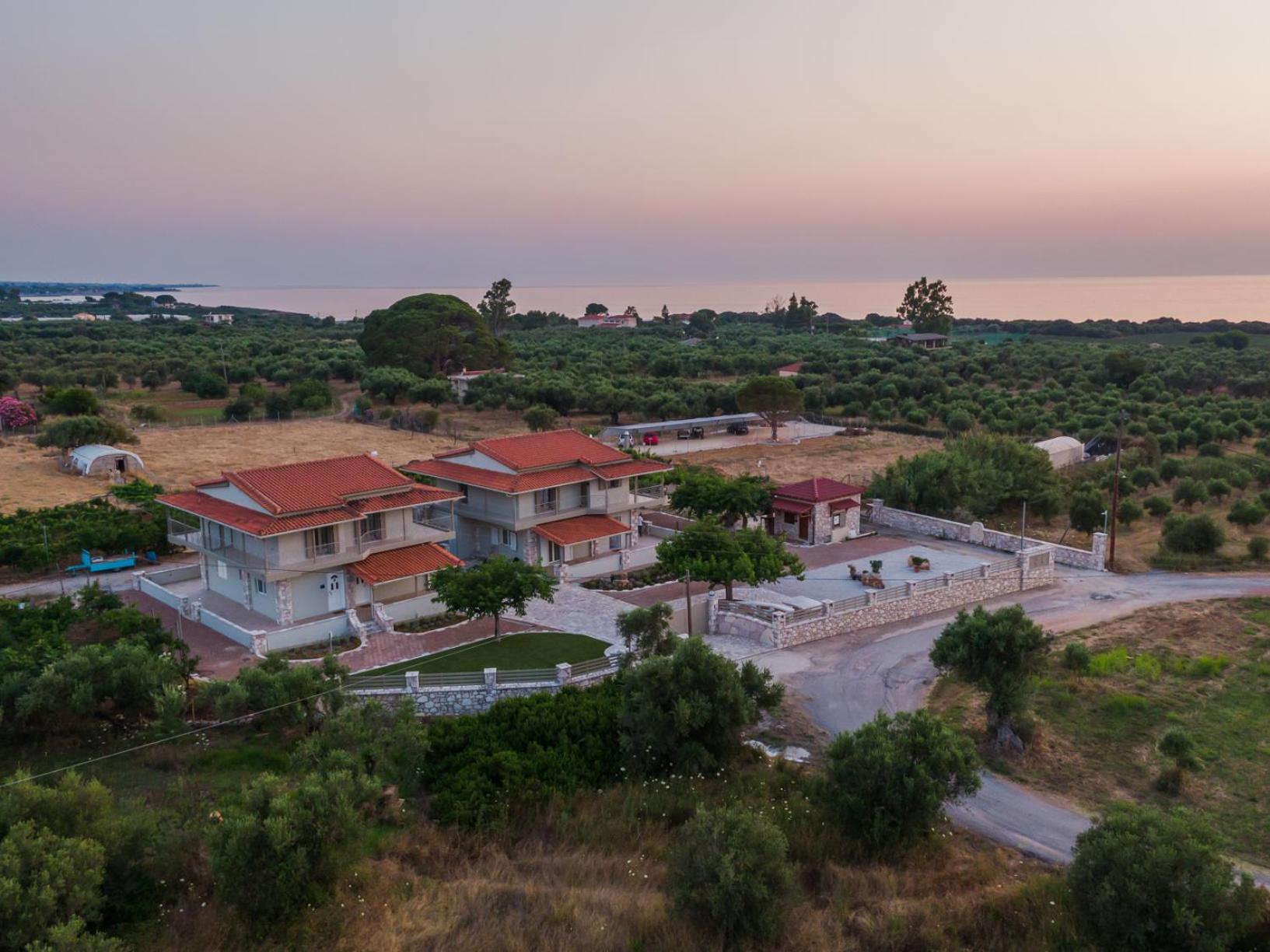 Terra Helios Suites & Studios Kyparissia Zewnętrze zdjęcie