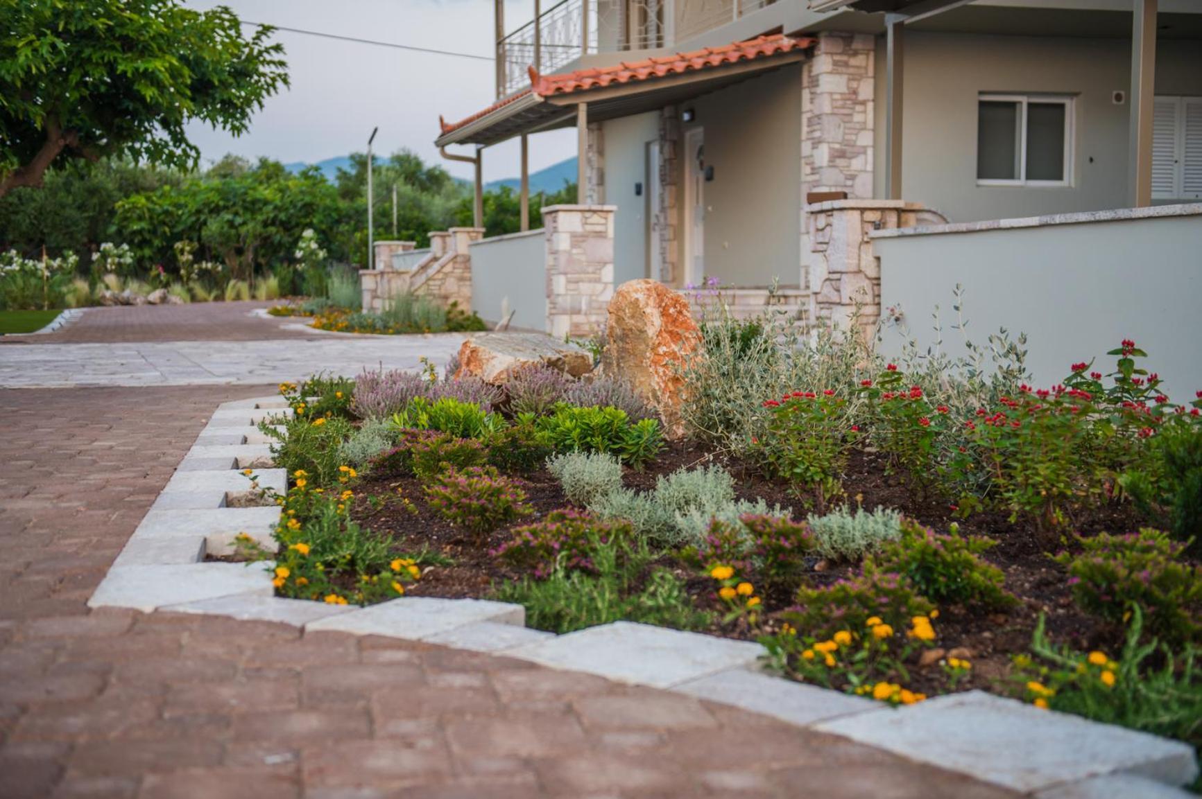 Terra Helios Suites & Studios Kyparissia Zewnętrze zdjęcie