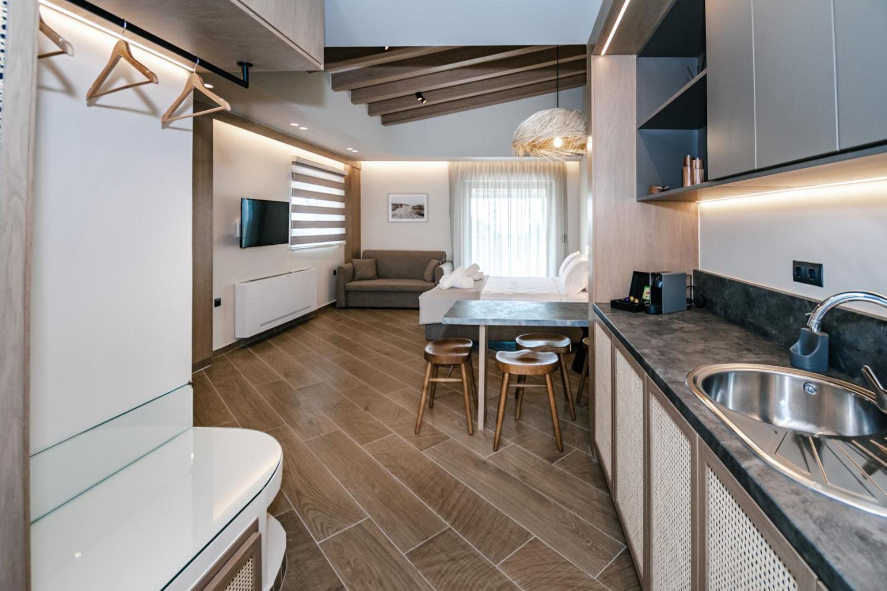 Terra Helios Suites & Studios Kyparissia Pokój zdjęcie