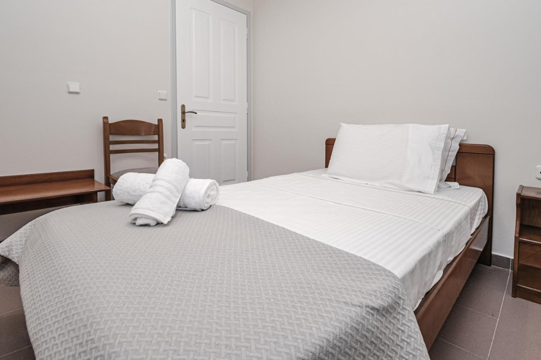 Terra Helios Suites & Studios Kyparissia Pokój zdjęcie